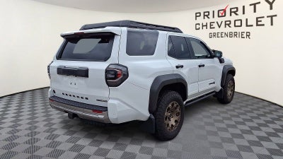 2025 Toyota 4Runner Hybrid Trailhunter