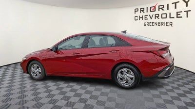 2024 Hyundai Elantra SE
