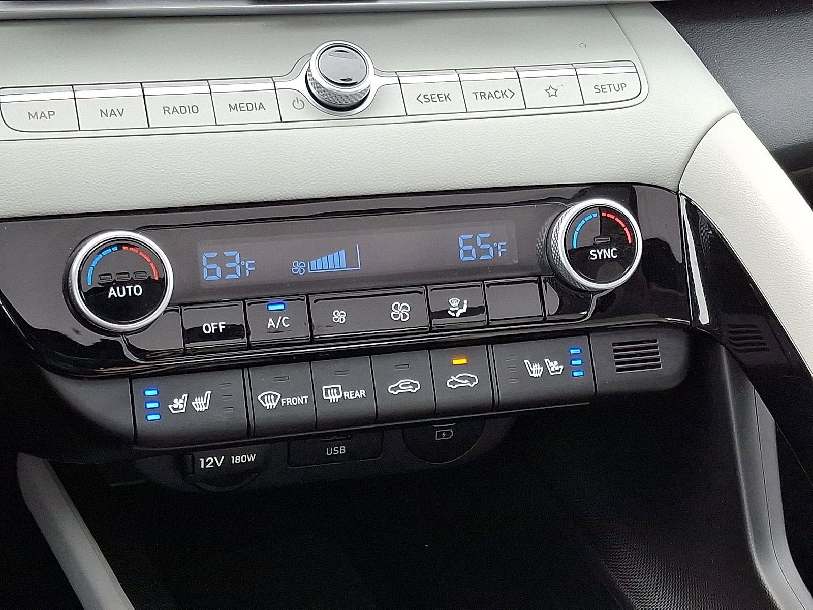 2024 Hyundai Elantra Hybrid Limited