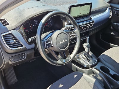2023 Kia Seltos S