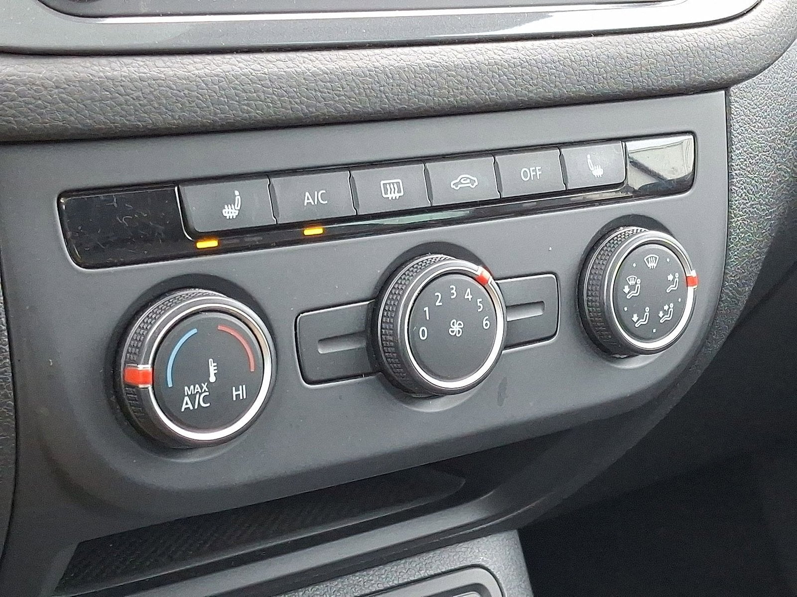 2016 Volkswagen Tiguan SE