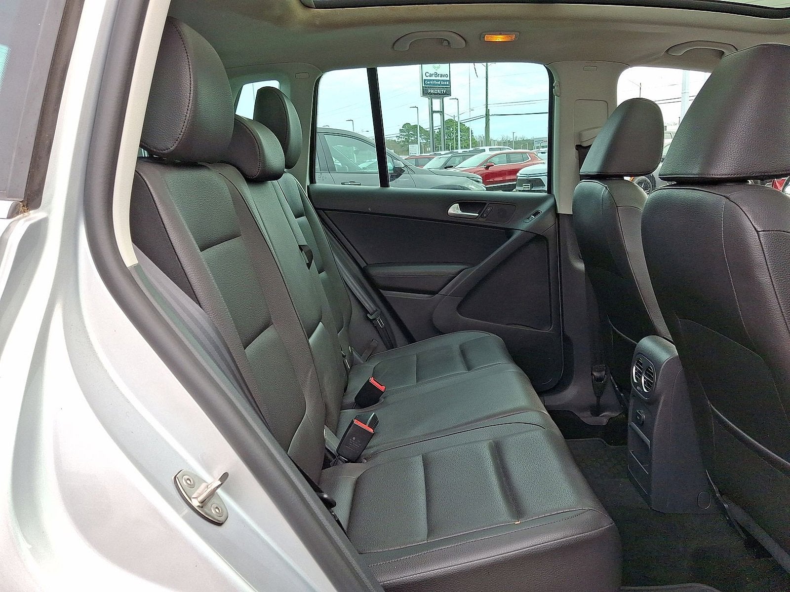 2016 Volkswagen Tiguan SE