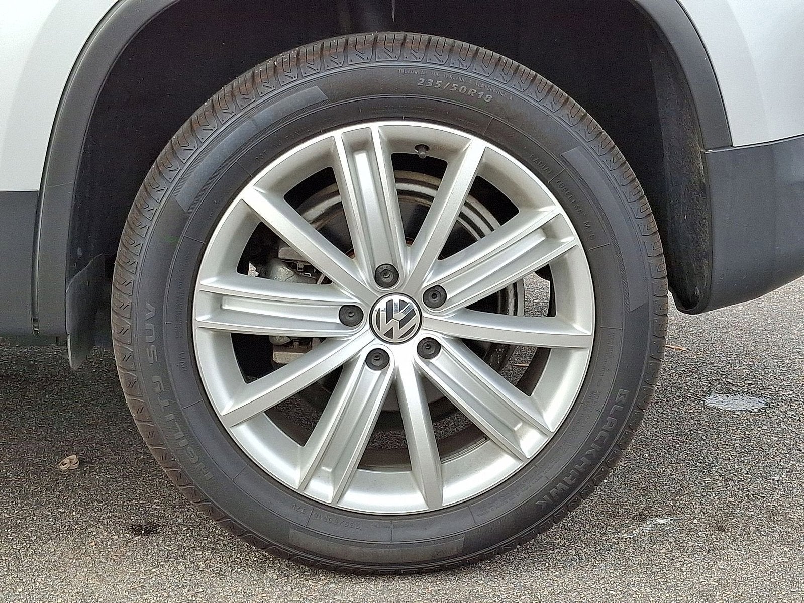 2016 Volkswagen Tiguan SE